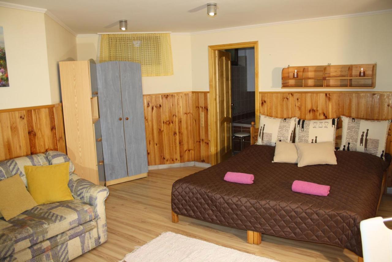 Harmonia Apartmanhaz Hajdúszoboszló Екстериор снимка