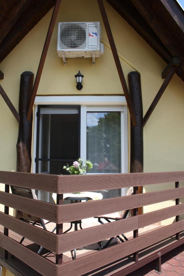 Harmonia Apartmanhaz Hajdúszoboszló Екстериор снимка
